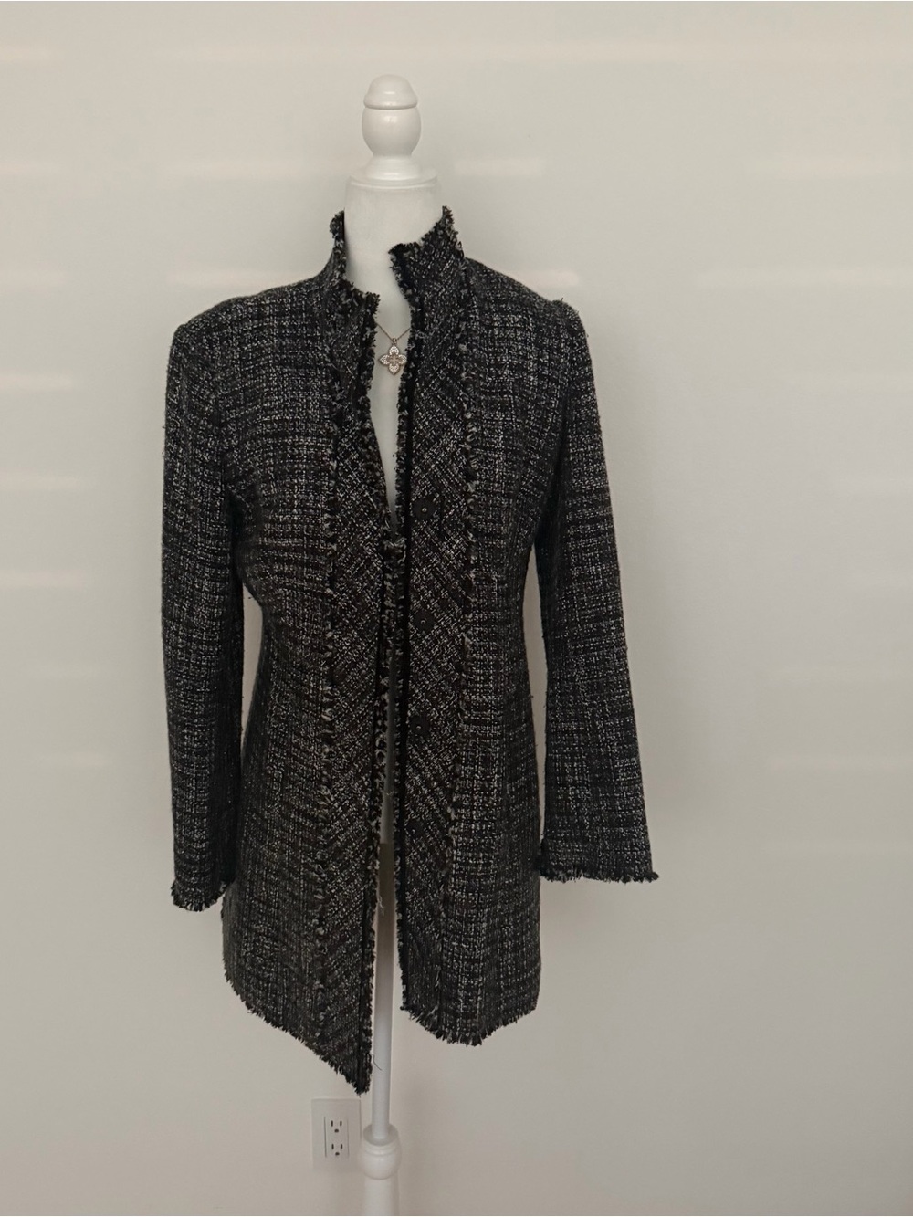 White House Black Market Tweed Fringe Longline Jacket Coat Size 6